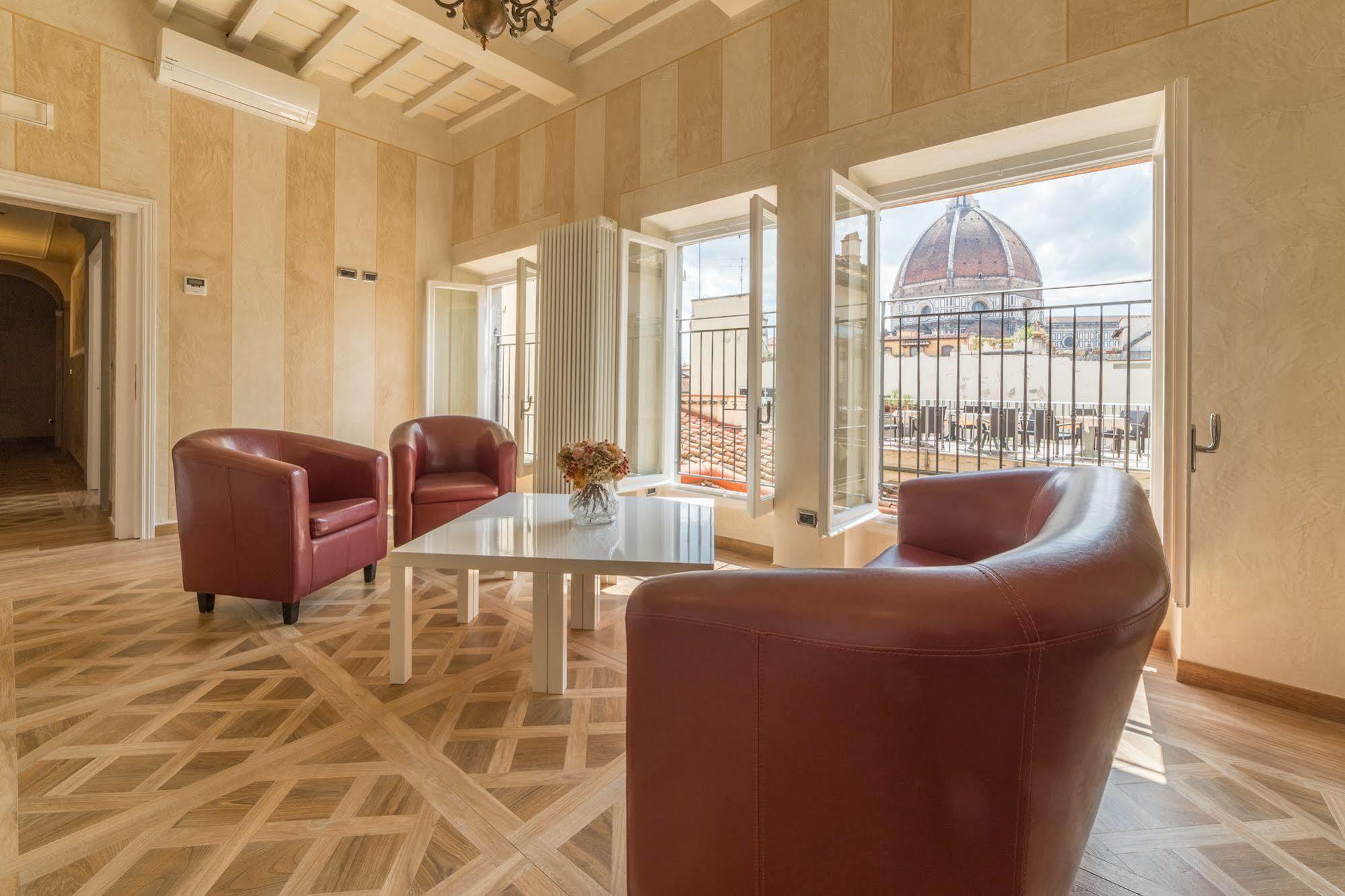 California 4* Florencia